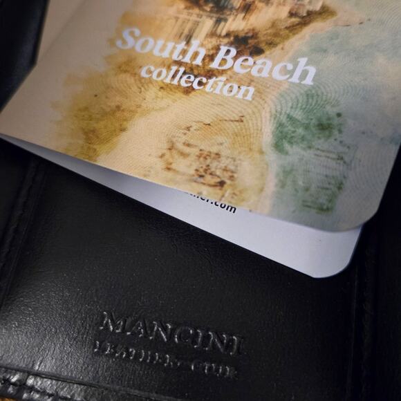 Mancini South Beach RFID Secure Medium Clutch Wallet - Picture 8 of 9